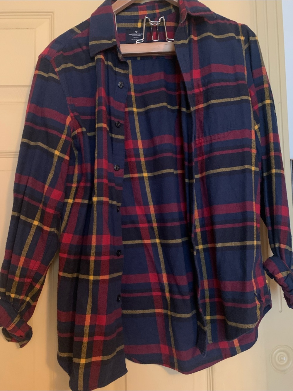 American Eagle Navy Blue Red Yellow Plaid Flannel Button Up Shirt Fall Layering